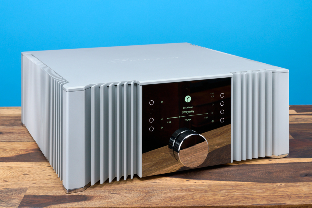 Beste High-End-Verstärker | Burmester 232 schräg von links