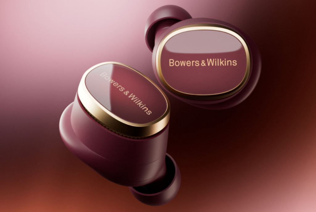 Die Bowers & Wilkins Pi8 in der Farbe Dark Burgundy. 
