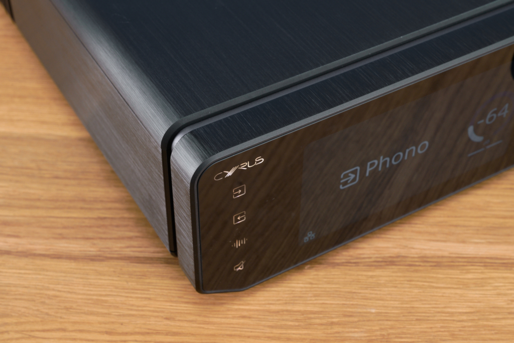 Cyrus 40 Amp – Vorderseite links