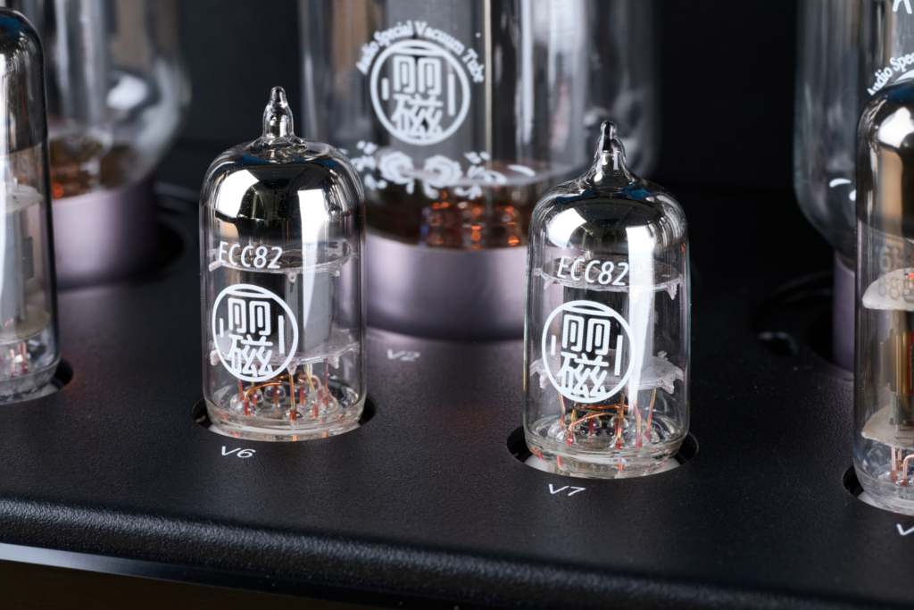 Line Magnetic LM-216IA Plus Vorstufen-Röhren