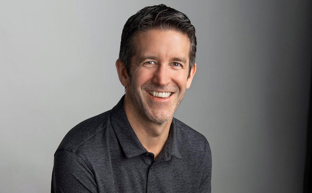 John Ternus steigt vom Hardware- zum Unternehmenschef bei Apple auf.