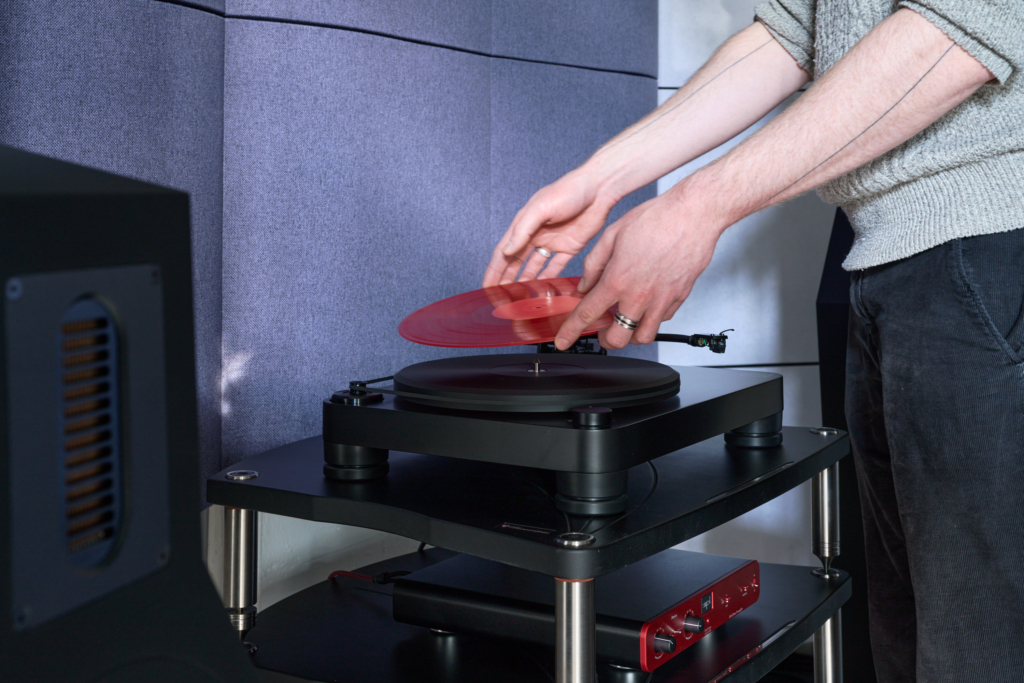 Audio-Technica AT-LP7X Testsituation Platte auflegen