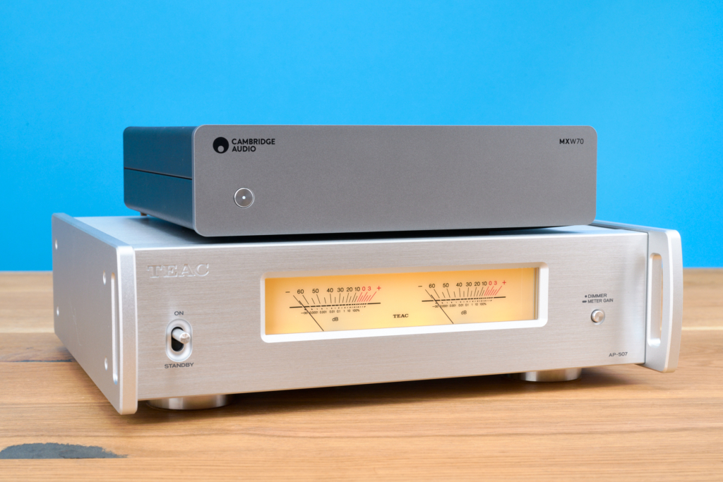 Cambridge Audio MXW70 auf Teac AP-507