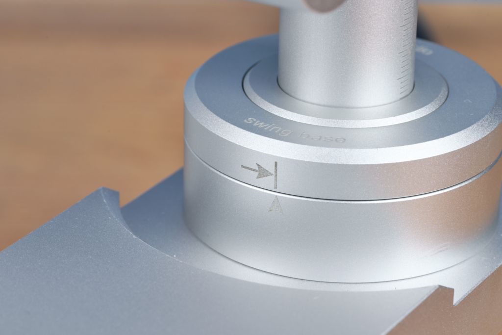 Clearaudio Innovation Compact Swing Base Detail