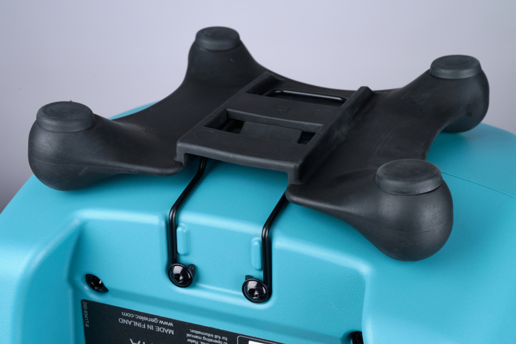 Genelec 8341A Iso-Pod Detail