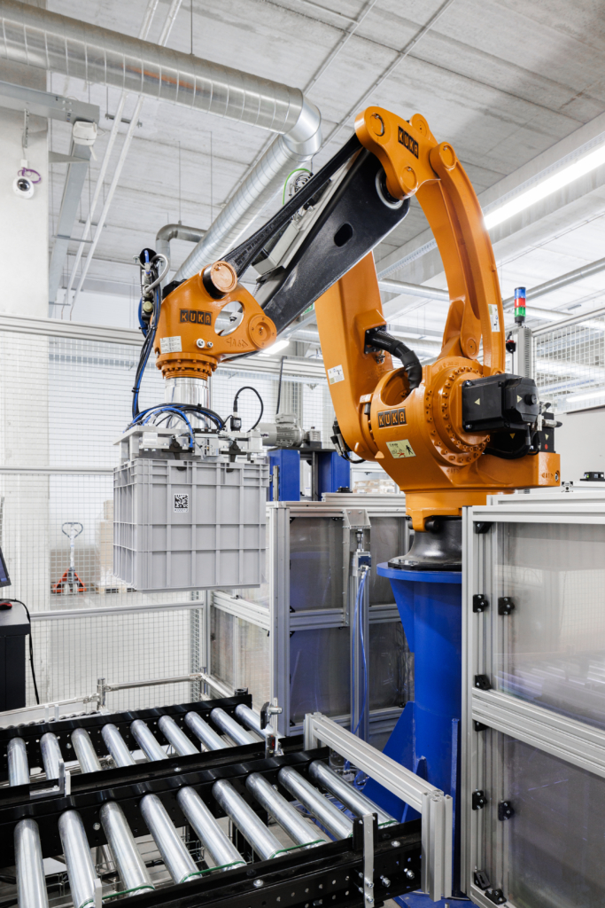 Besuch bei GZ Media | Roboterarm