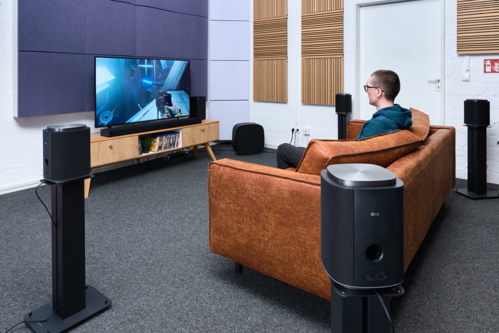 Lautsprecher um Thorben herum