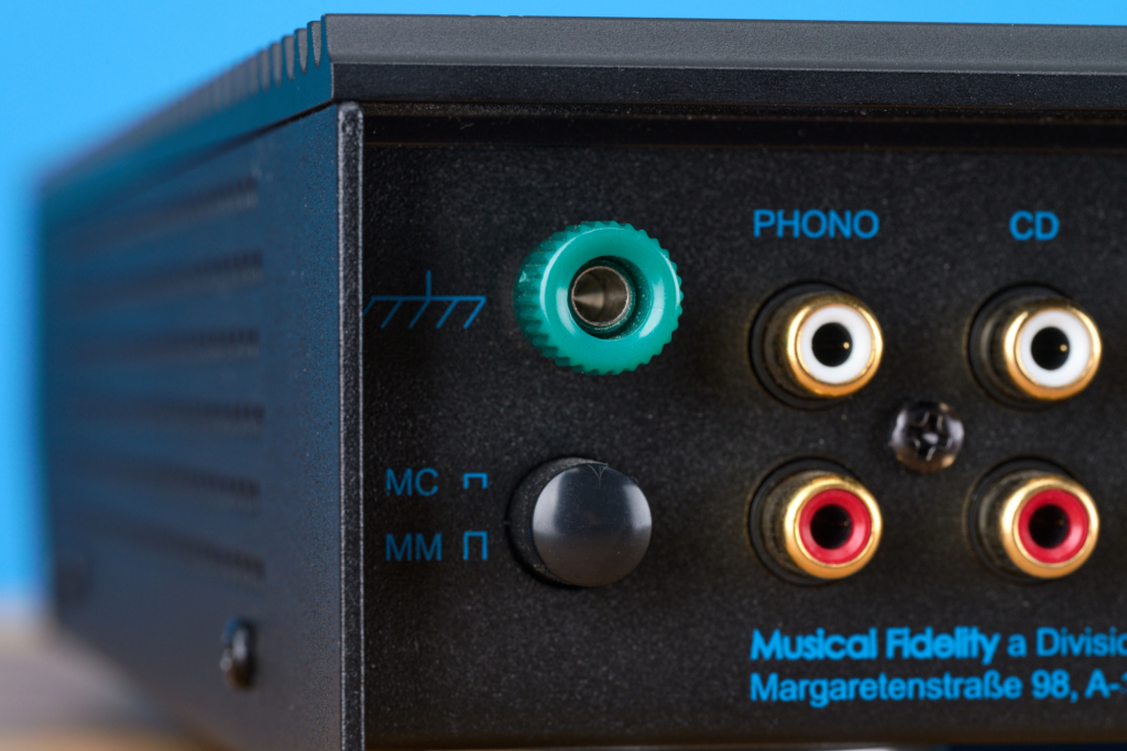 Musical Fidelity A1 Rückseite Phono-Eingang Detail