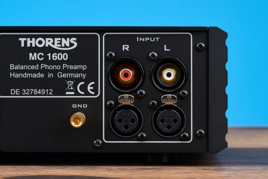 Thorens MC 1600 Eingänge Detail