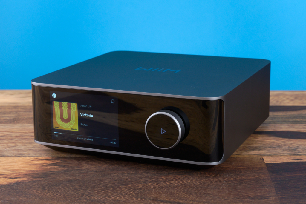 WiiM Amp Ultra Dreiseitenansicht