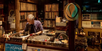 High End 2026 | Listening Bar Esoteric Teac