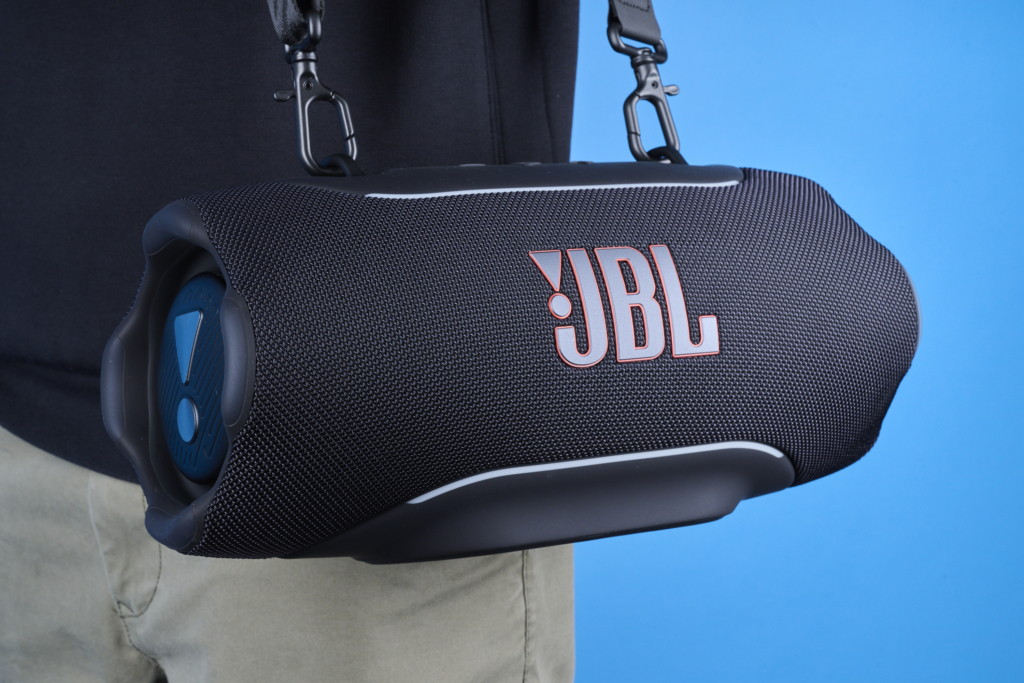 JBL Xtreme 5 – Am Band