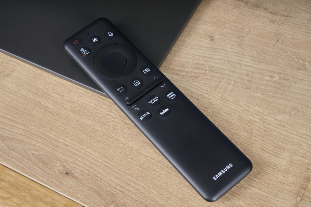 Samsung S95H vs. LG OLED G6 Remote