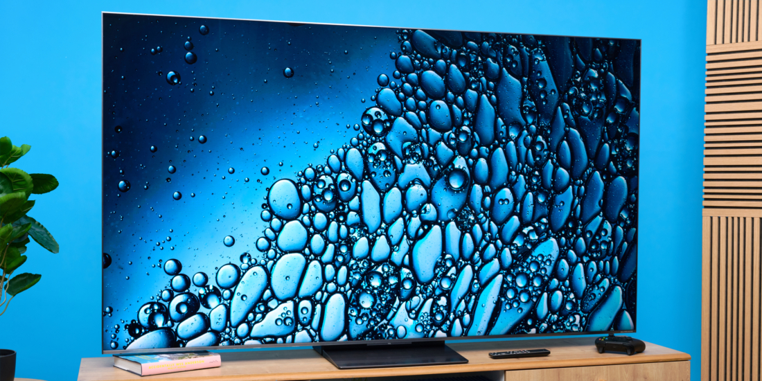 TCL C8L TEST auf HIFI.DE