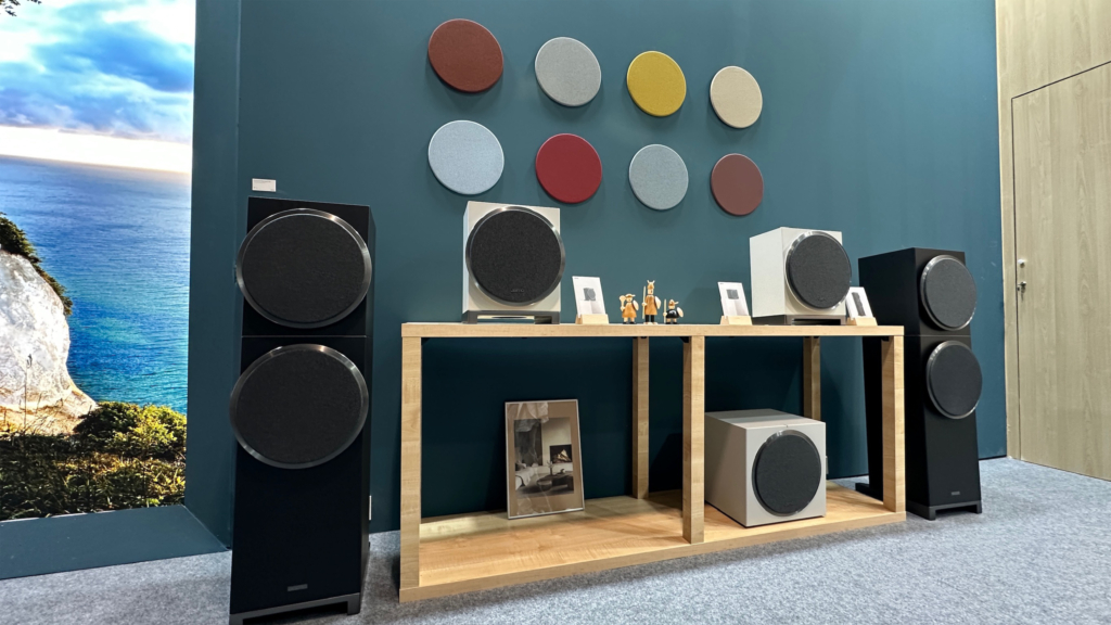 High End 2026 Highlights Bunte Lautsprecher Jamo