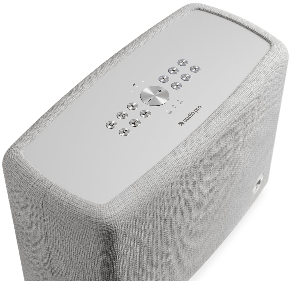 Der Audio Pro A15 W lässt sich auch direkt am Speaker bedienen.