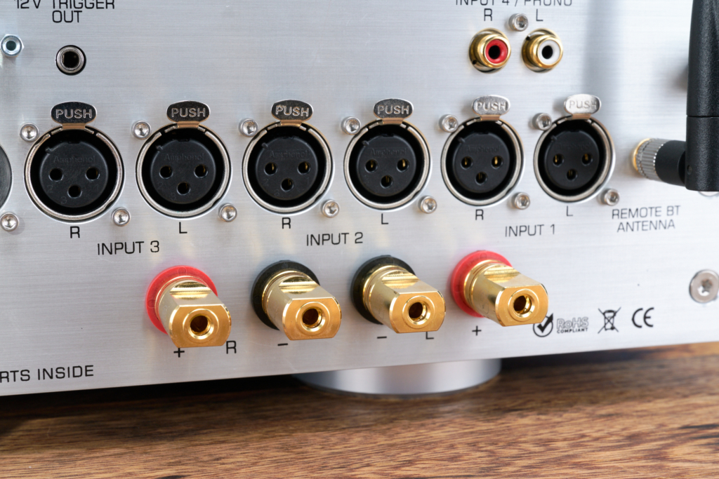 Dan D'Agostino Pendulum Integrated Polklemmen Detail