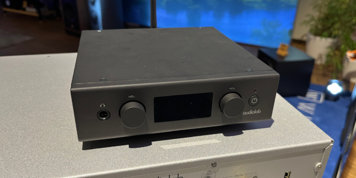 High End 2026 Live: Audiolab zeigt Phono-Preamp – klein, aber Oho