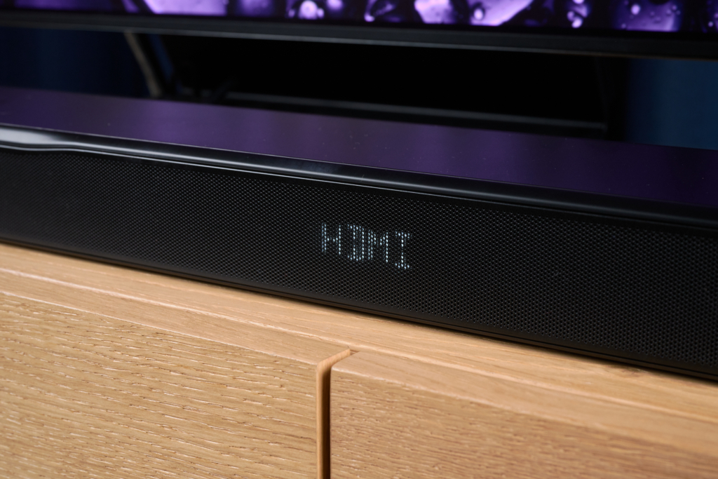 Display JBL Bar 300 MK2
