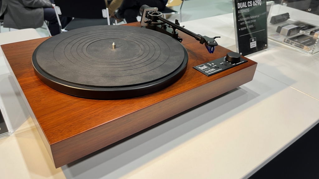 Dual High End-Highlight Plattenspieler