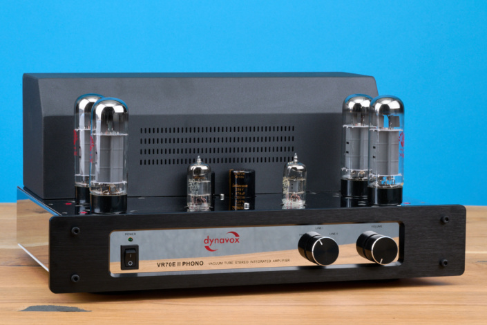 Dynavox VR-70E II Phono schräg links