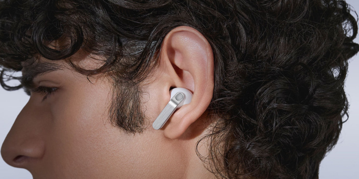 Samsung plant neue Galaxy Buds mit Earwings.