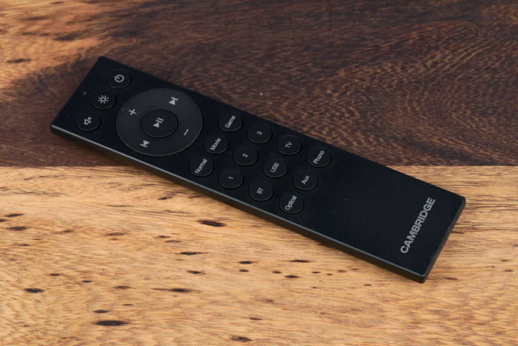 Cambridge Audio L/R X im Test – Fernbedienung