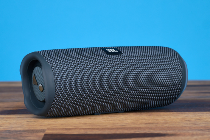 JBL Flip Essential 3 vs. Flip 7 – Front