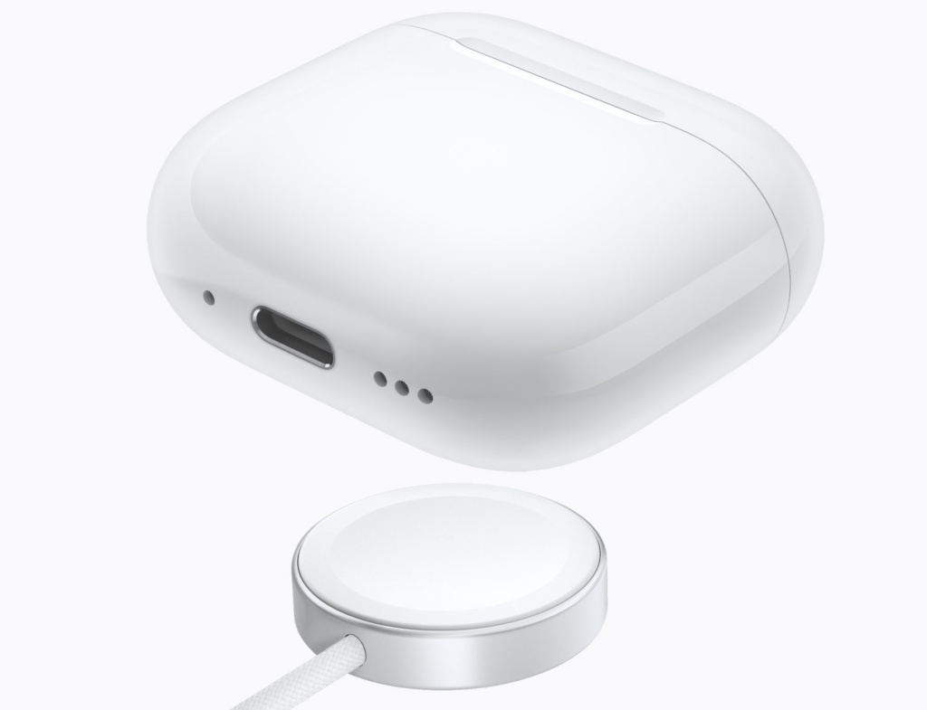 Es gibt die AirPods 5 auch mit kabellosem Ladecase.