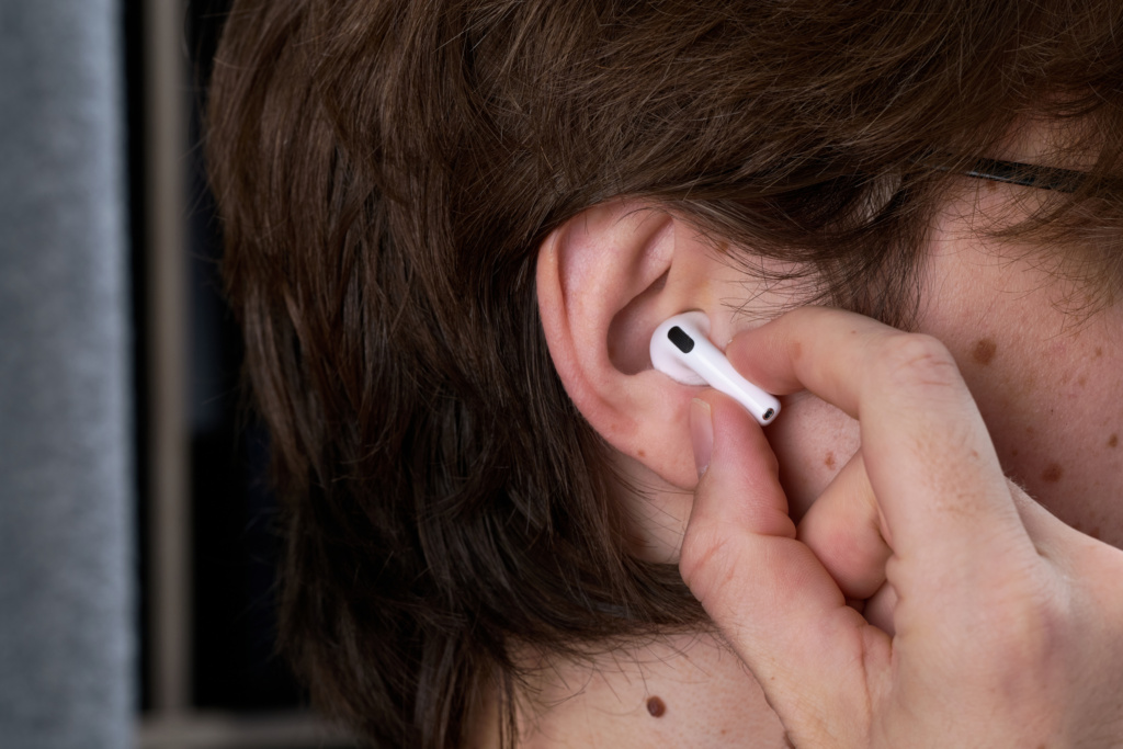 Apple AirPods 5 mit kabellosem Ladecase – Im Ohr