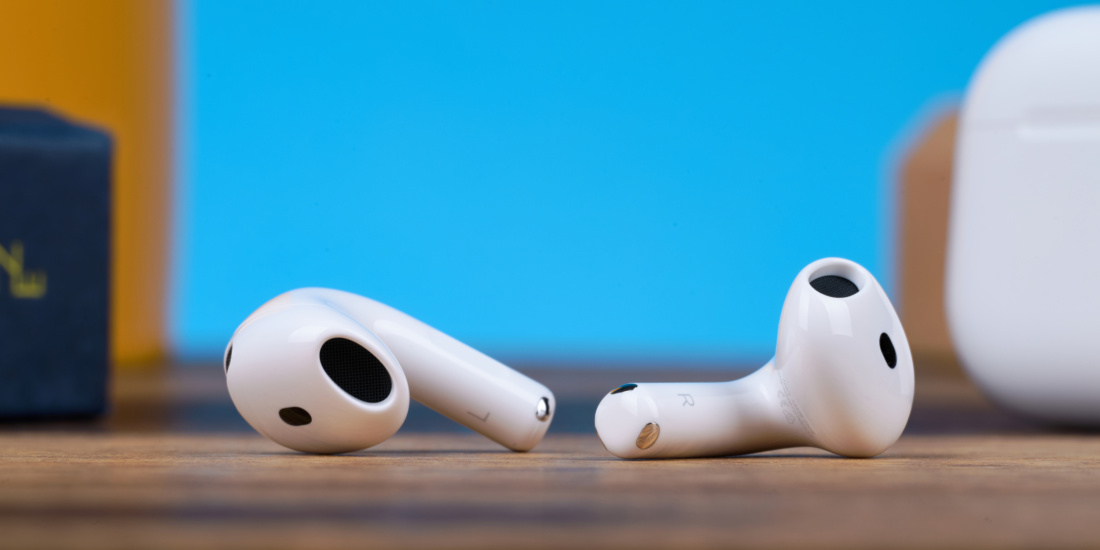 Apple AirPods 5 mit kabellosem Ladecase Titelbild | HIFI.DE Test