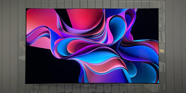 LG W6 Wallpaper TV im Test auf HIFI.DE