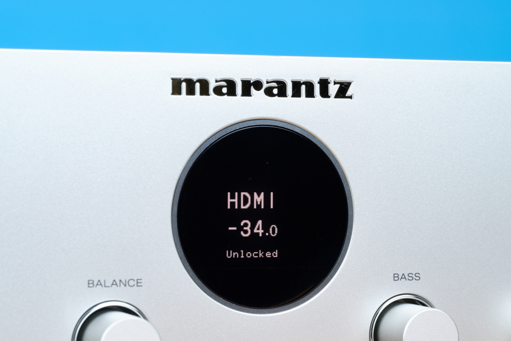 Marantz Model 70 – Display mit HDMI-Information