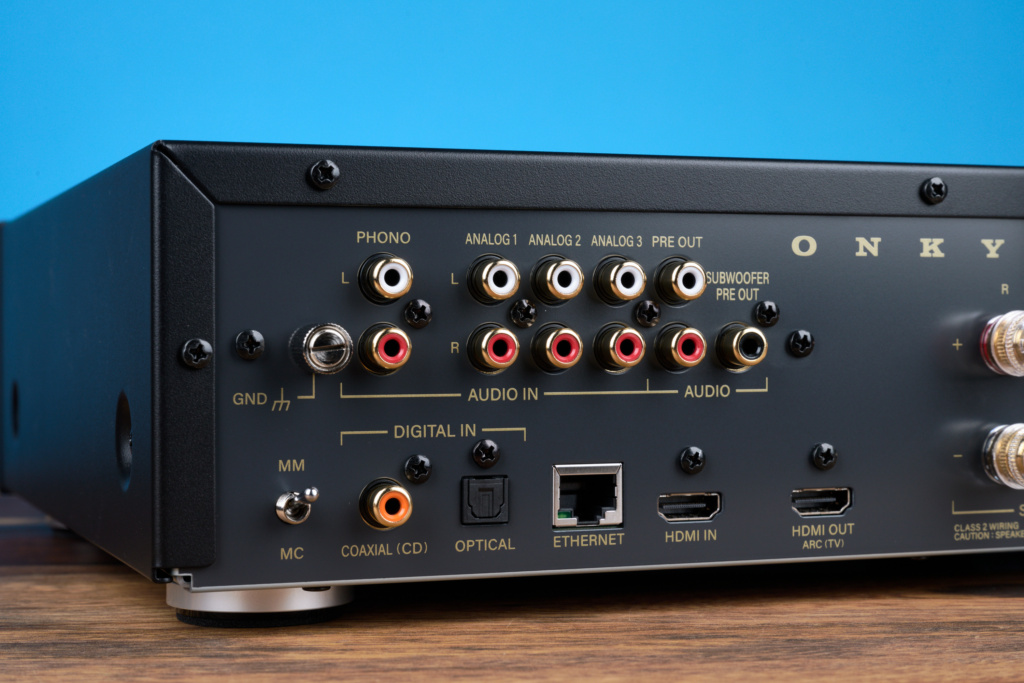 Onkyo Y-50 – Anschlüsse samt MM/MC-Schaltung