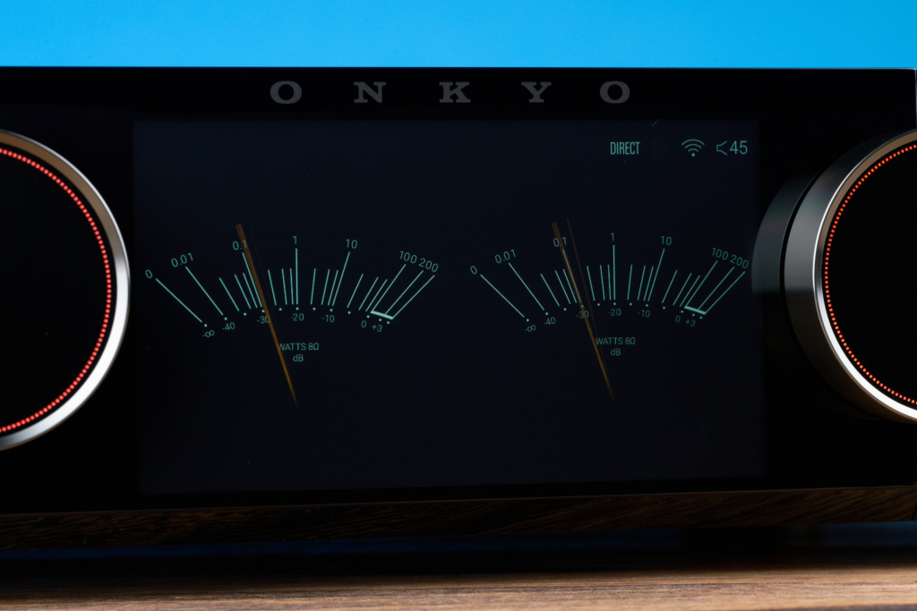 Onkyo Y-50 – VU-Meter auf dem Display