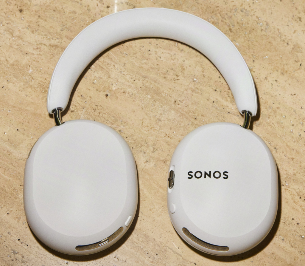 Der Sonos Ace Ultra startet günstiger als das Vorgängermodell.