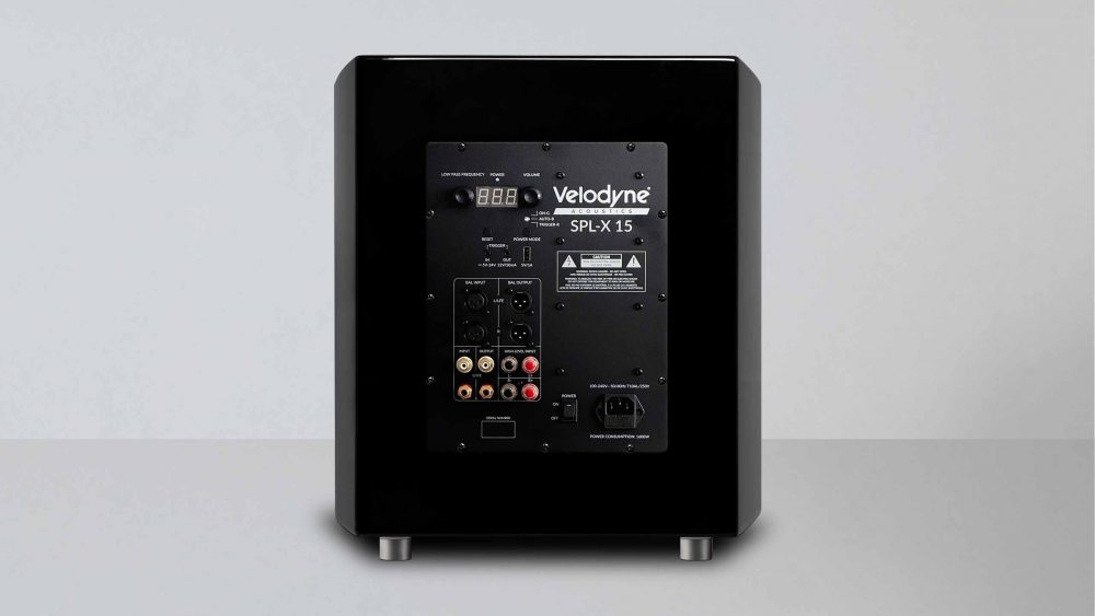 Velodyne SPL-X 15 Rückseite mit Anschlüssen
