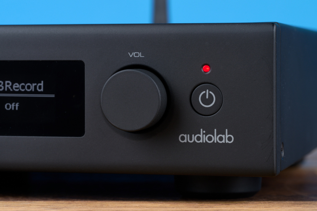Audiolab PPA7 Front Pegelrad Detail