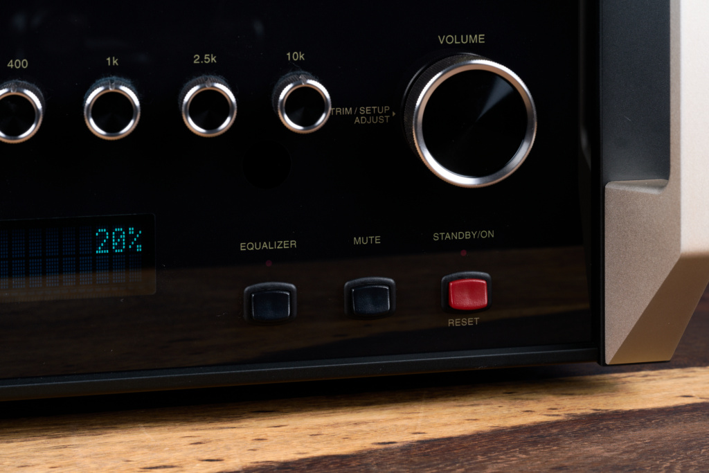 McIntosh MA9500 Bedienfeld rechts